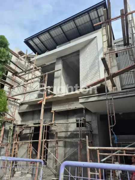 image  RUMAH BARU GRESS DARMO PERMAI SELATAN  DEKAT HR MUHAMMAD, DEKAT SUKOMANUNGGAL, DEKAT PASAR MODERN (3)