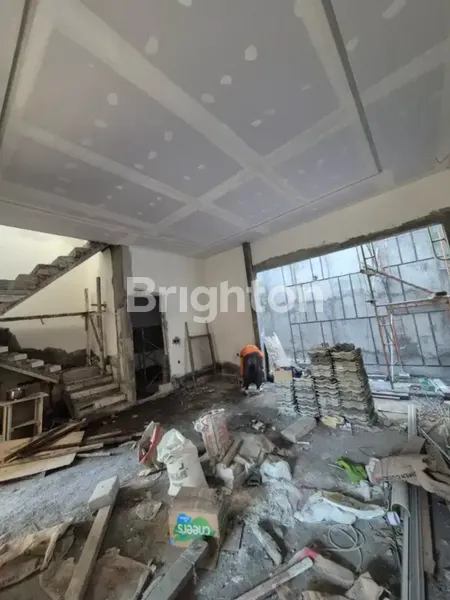 image  RUMAH BARU GRESS DARMO PERMAI SELATAN  DEKAT HR MUHAMMAD, DEKAT SUKOMANUNGGAL, DEKAT PASAR MODERN (4)