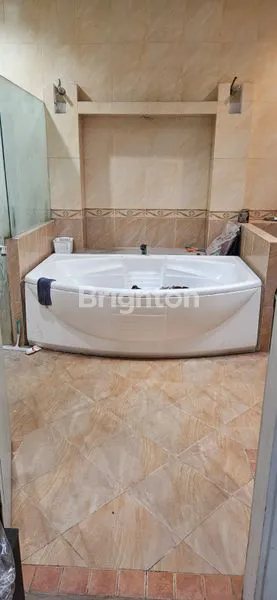 image DIJUA RUMAH DI  PERSADA SAYANG KEMBANGAN JAKARTA BARAT (5)
