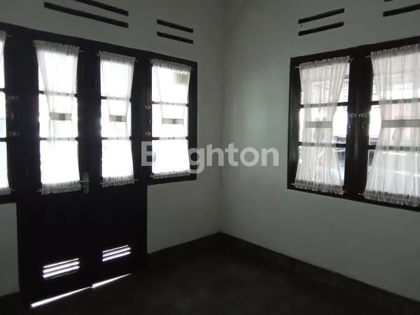 image RUMAH KANTOR SIAP PAKAI DI TELUKBETUNG BANDAR LAMPUNG, 150M² (3)