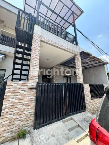 image RUMAH HOEK , BUAT BISNIS, HARAPAN INDAH, BEKASI KOTA\NJUAL RUMAH (6)