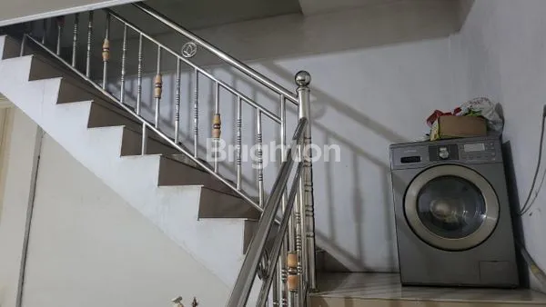 image RUKO STRATEGIS DEPAN MALL CIPUTRA PEKANBARU (3)