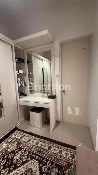 image JUAL RUMAH MEWAH DI CIPAYUNG JAKARTA TIMUR, HUNIAN MODERN TANPA RIBET RENOVASI (7)