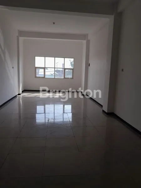 image RUKO 4 LANTAI MERR, LT 108M² HARGA MENARIK (3)