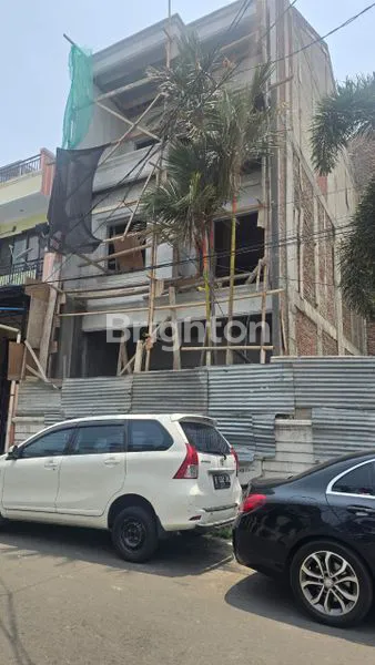 image RUMAH 3 LANTAI DURI KEPA KEBON JERUK (1)