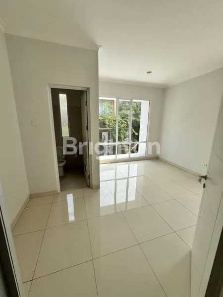 image DISEWAKAN RUMAH ATLANTA VILLAGE - GADING SERPONG (5)