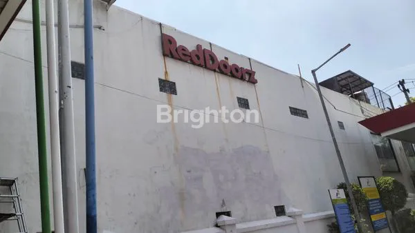 image SPBU+HOTEL RED DOORZ (6)