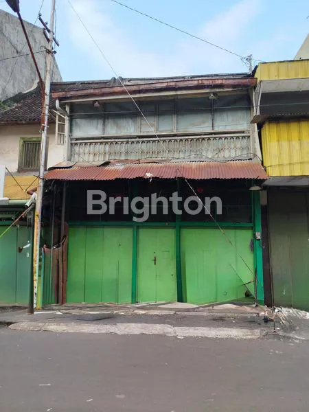 image RUANG USAHA TIMUR PASAR GEDE SOLO (6)