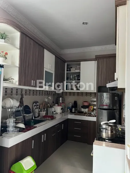 image RUMAH BAGUS SIAP HUNI FURNISHED BORNEO PARADISO (3)