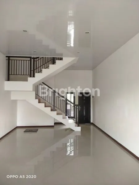 image RUKO PONDOK TJANDRA 2 LANTAI, KOMPLEKS RUKO PALEM, COCOK USAHA ATAU KANTOR, DEKAT TOL TAMBAK SUMUR, RAYA MERR, BANDARA JUANDA (2)