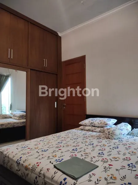 image RUMAH MEWAH 2 LANTAI - KEMANG PRATAMA 2 BEKASI  (8)