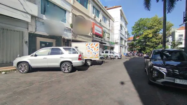 image DISEWAKAN RUKO 3 LANTAI STRATEGIS PUSAT BISNIS GRAHA MAHKOTA DENPASAR BARAT - COCOK UNTUK KANTOR/ USAHA! (5)