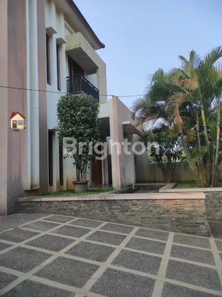 image RUMAH MEWAH 2 LANTAI - KEMANG PRATAMA 2 BEKASI  (2)