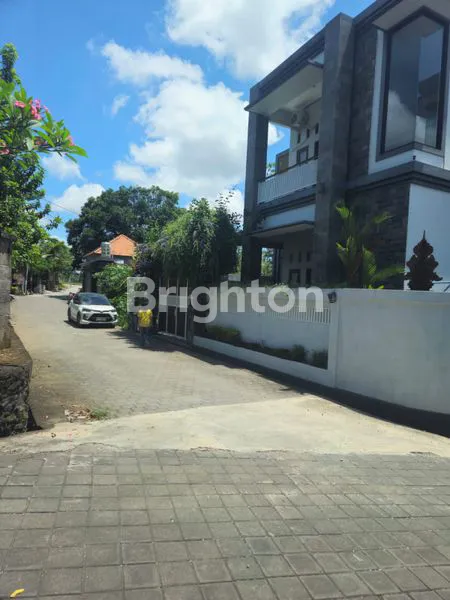 image VILLA MEWAH 4KT KOLAM RENANG & ROOFTOP (4)