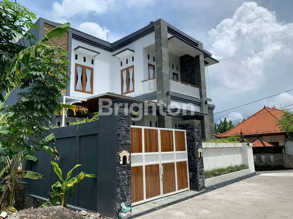 image VILLA MEWAH 4KT FULLY FURNISHED +POOL DALUNG BALI (5)