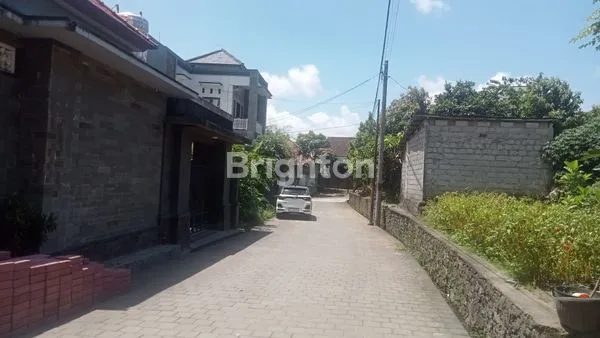 image VILLA MEWAH 4KT FULLY FURNISHED +POOL DALUNG BALI (8)