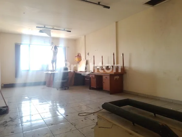 image DIJUAL/DISEWAKAN RUKO 3 LANTAI STRATEGIS JALAN TEUKU UMAR DENPASAR (DEKAT LARISSA & HOLLAND BAKERY) (5)