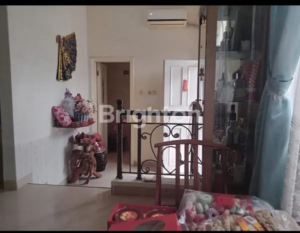 image RUMAH MEWAH 3 LANTAI PIK 1 FULL FURNISHED (4)