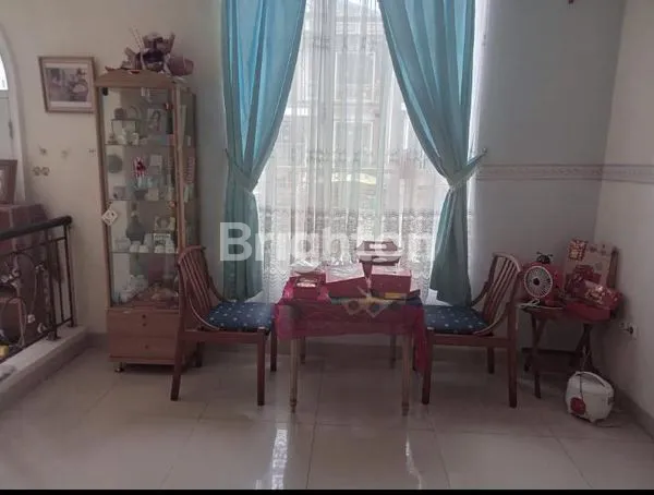 image RUMAH MEWAH 3 LANTAI PIK 1 FULL FURNISHED (3)