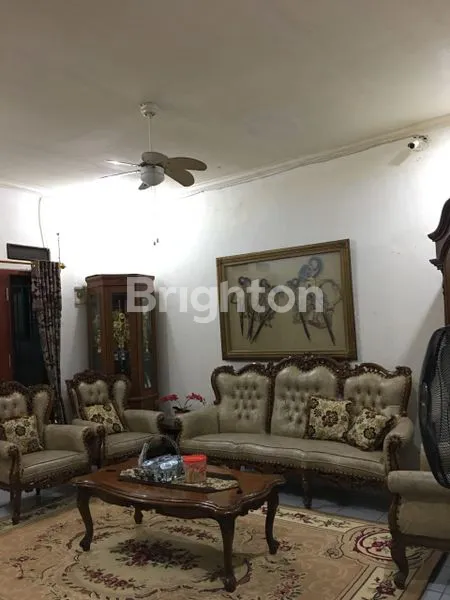 image RUMAH STRATEGIS DAN SIAP HUNI DI DEPOK 2 TENGAH (5)