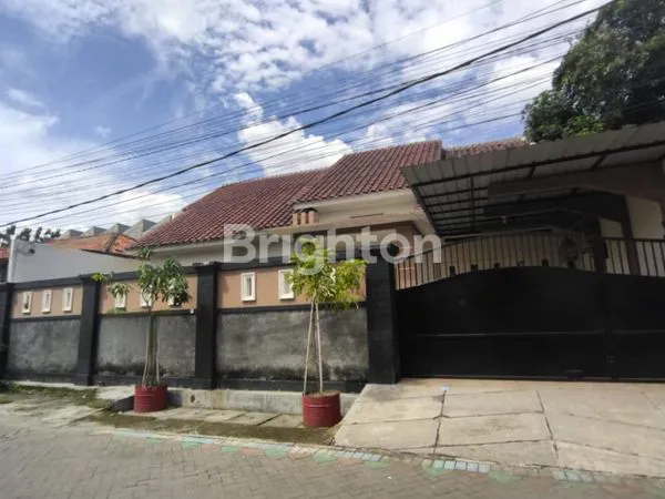 image JUAL RUMAH KUTISARI SELATAN FULL FURNISHED SURABAYA TIMUR (1)