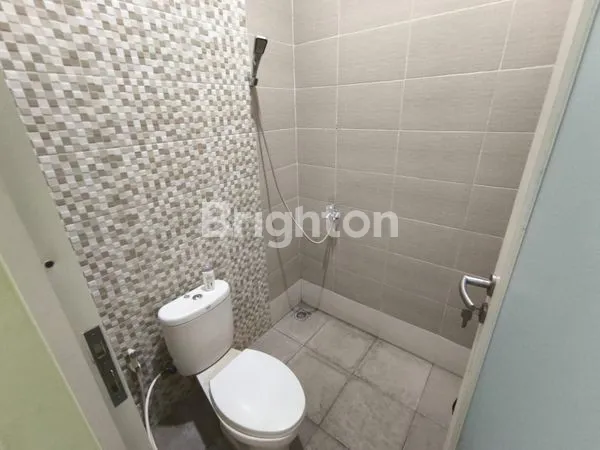 image DIJUAL RUMAH 1,5 LANTAI DI GRIYA KEBRAON UTAMA, SURABAYA (6)