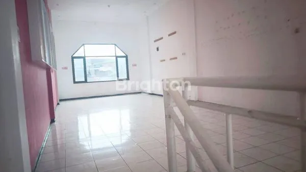 DISEWAKAN RUKO 2 LANTAI STRATEGIS DI  TLOGOMAS MALANG