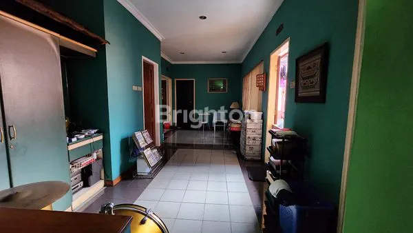 image RUMAH MEWAH MURAH HOEK 2 ARAH MUKA PINGGIR JALAN UTAMA BINTARO TANGERANG SELATAN  (3)