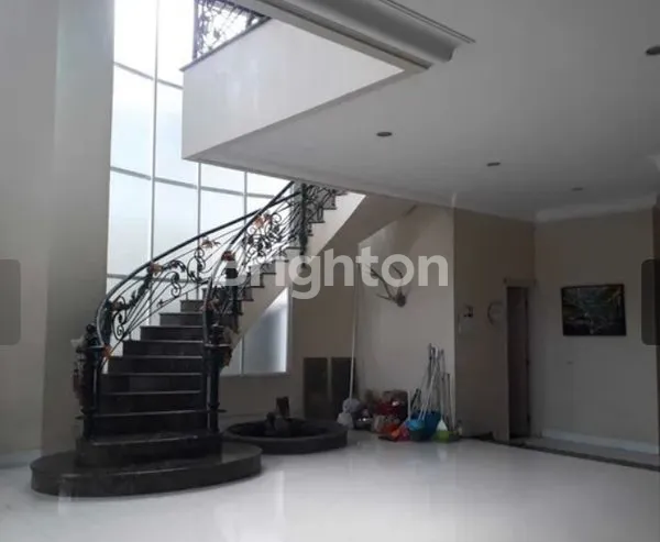 image RUMAH MEWAH (2)