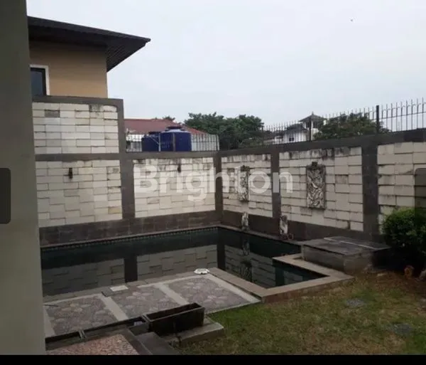 image RUMAH MEWAH (4)