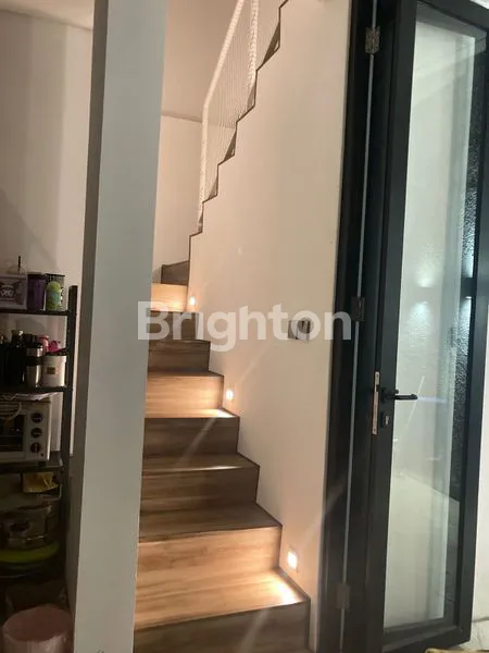 image RUMAH ESTETIK DI GRAHA RAYA BINTARO (3)