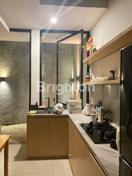 image RUMAH ESTETIK DI GRAHA RAYA BINTARO (7)