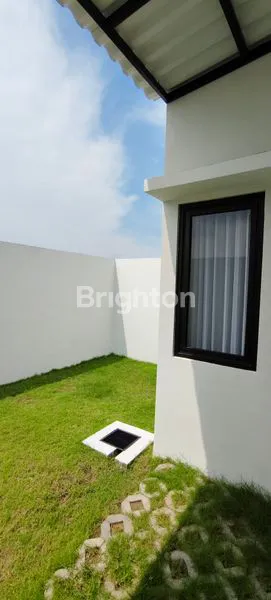 image RUMAH BARU LEBAR 6M DI MEDAYU UTARA (3)