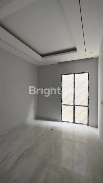 image RUMAH BARU MANYAR 2 LANTAI, DEKAT SEKOLAH PETRA LINGKUNGAN NYAMAN (2)