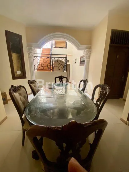 image TURUN HARGA KOST STRATEGIS 24 KAMAR DEKAT KAMPUS CIPAYUNG (3)