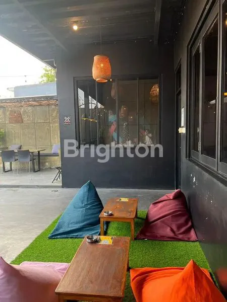 image RUMAH 3 LANTAI FULLY-FURNISHED DI JAKUT (6)