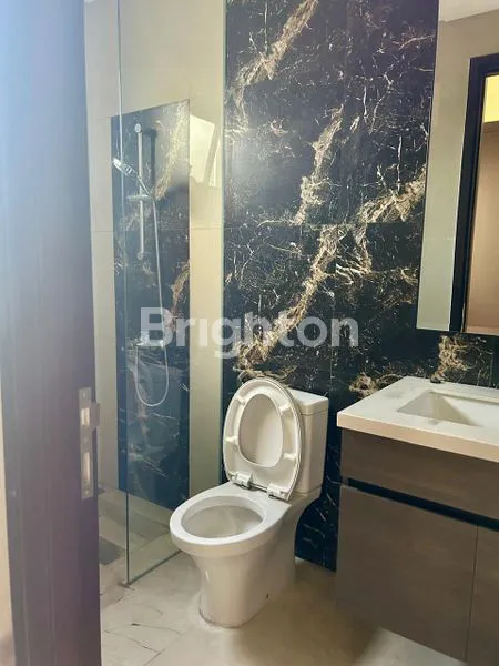 image DISEWAKAN RUMAH BAGUS TERAWAT DI KAWASAN ELIT NAVAPARK (8)