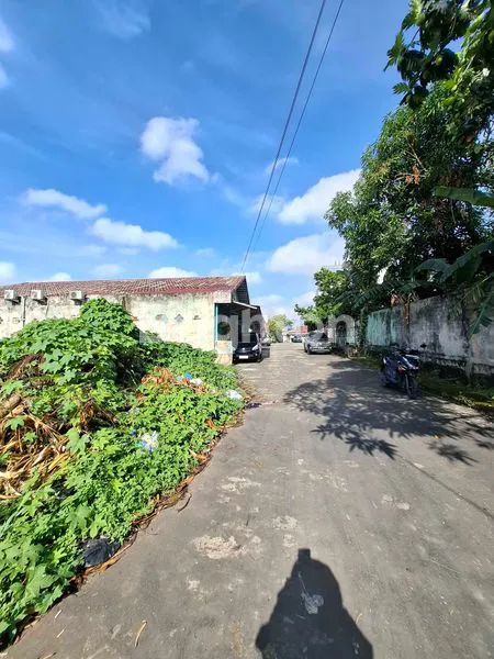 image LAHAN DENGAN LOKASI STRATEGIS PUSAT KOTA (7)