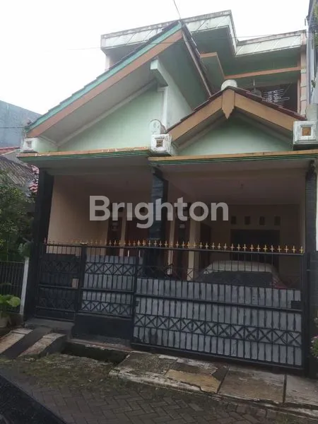 RUMAH PERUM BERMIS SERPONG ASRI CISAUK TANGERANG