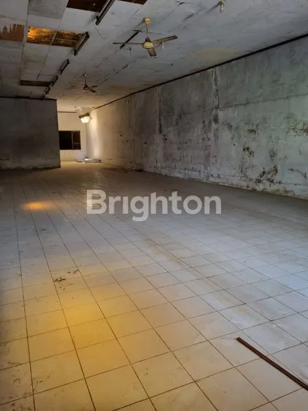 image RUKO LUAS DI TENGAH KOTA JOMBANG (6)