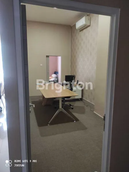 image RUKO PREMIUM 3 LANTAI PINGGIR JALAN BESAR MONJALI (6)