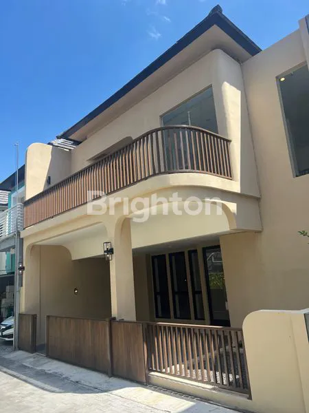 image RUMAH BARU 2 LANTAI AMAN, MEWAH DAN STRATEGIS DI IMAM BONJOL DENPASAR (1)
