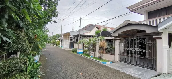 image RUMAH 1,5 LANTAI LOKASI STRATEGIS DI PONDOK CANDRA (3)