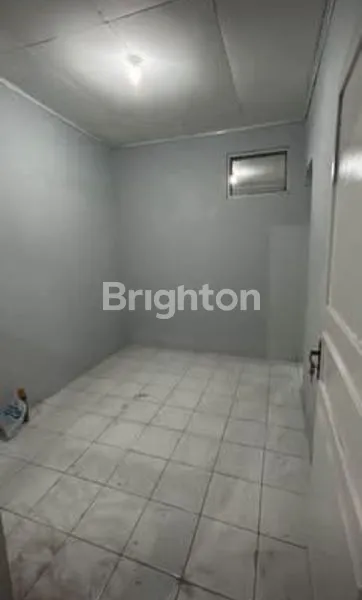 image DIJUAL RUMAH DI VILA TOMANG BARU 2 KUTABUMI (3)