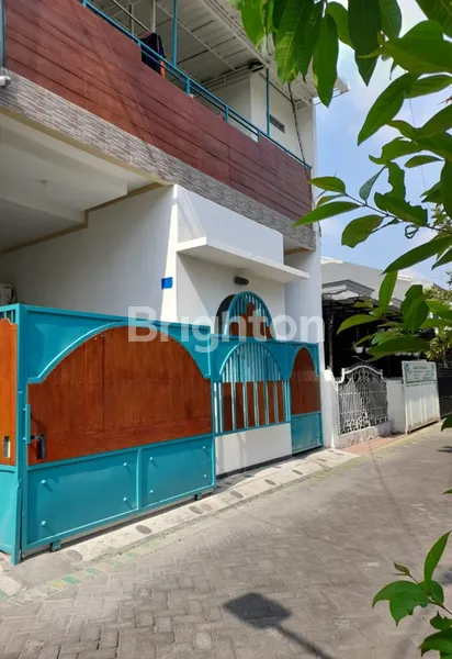 image RUMAH TERAWAT SIAP HUNI DI KETINTANG STRATEGIS, ONE GATE SYSTEM  (1)