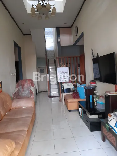 image RUMAH TERAWAT SIAP HUNI DI KETINTANG STRATEGIS, ONE GATE SYSTEM  (4)