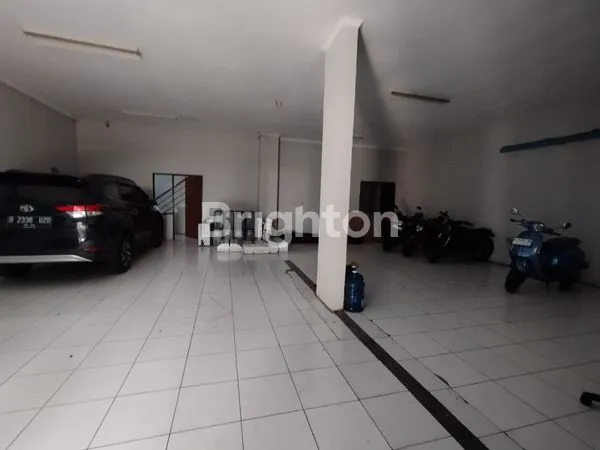 image RUKO 3,5 LANTAI DI KAWASAN STRATEGIS ASIA AFRIKA – BANDUNG (6)