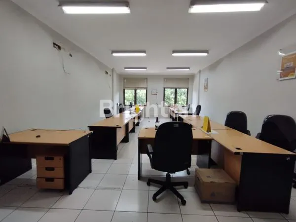 image RUKO 3,5 LANTAI DI KAWASAN STRATEGIS ASIA AFRIKA – BANDUNG (2)