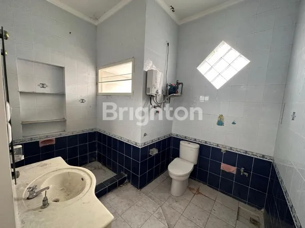 image RUMAH DARMO PERMAI SELATAN DEKAT MAYJEND SUNGKONO, HR MUHAMMAD, PAKUWON (6)