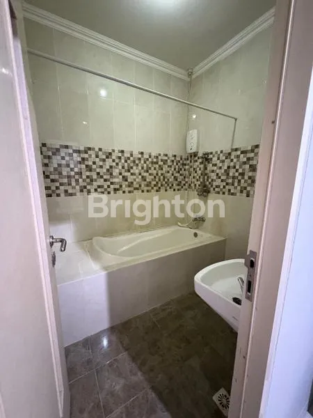 image RUMAH 2 LANTAI LT 128 LB 200 DI BALIKPAPAN (3)